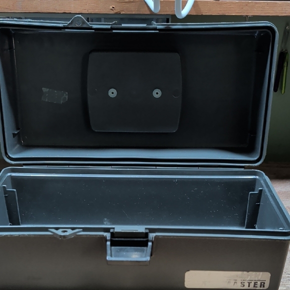 Gray plastic Storage Box - Picture 2 of 6